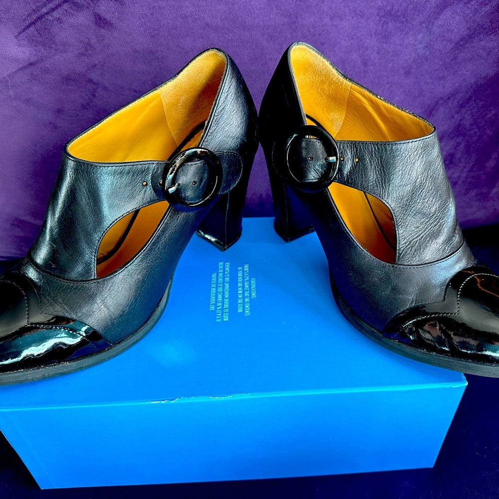 John Fluevog black Attic Joyce 10.5